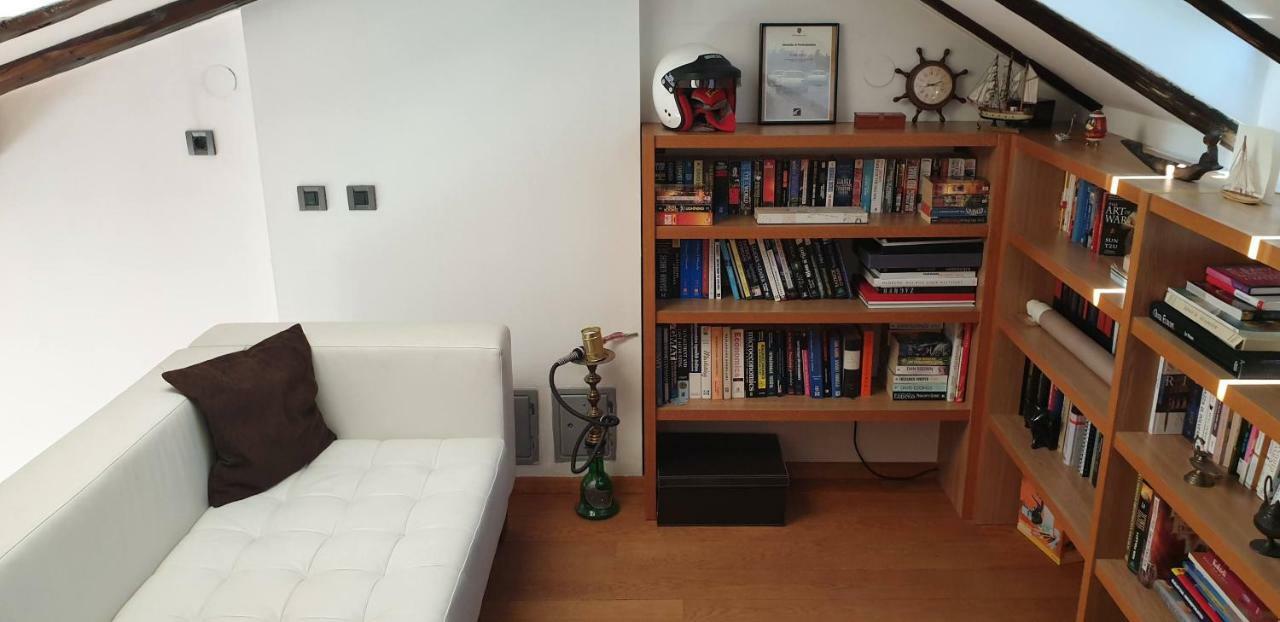 Parkview Apartment In Zagreb'S Favorite Neighborhood Exteriér fotografie
